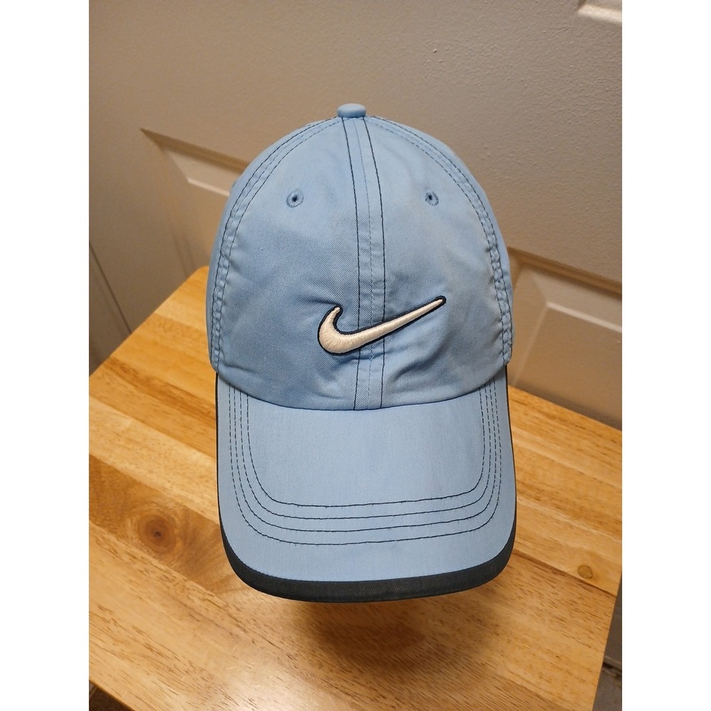 Nike Golf Hat Nike Fit Dry‎ Baseball Cap Light Blue Adjustable Back Strap